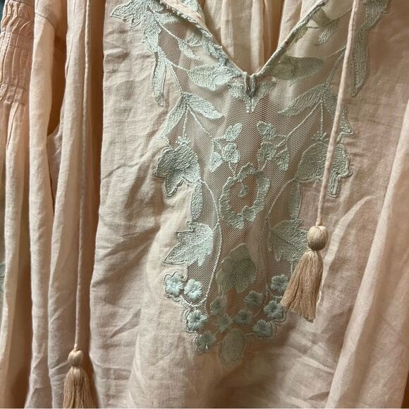 Free People Shimla Peach Ivory boho peasant lace Embroidered Split Neck Top XS - Picture 9 of 16